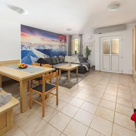 Apartment Peaceful Rogla *